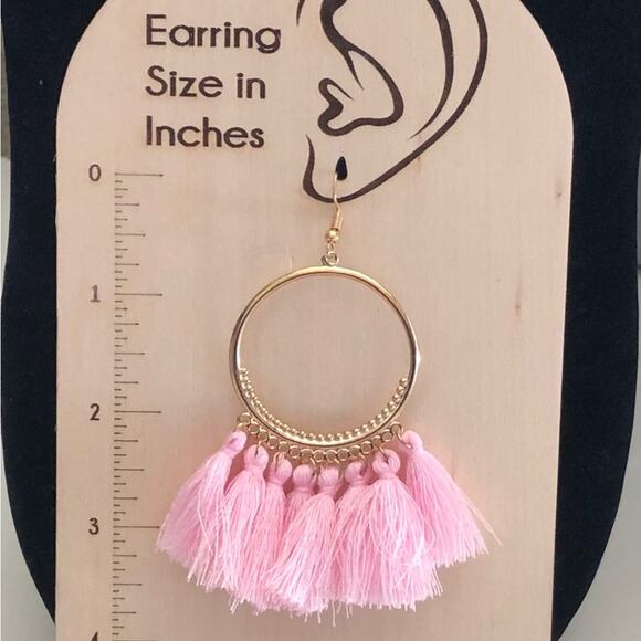 Boho Chic Hippie NWOT Light Pink Tassel Gold Tone Metal Hoop Earrings - Picture 8 of 10